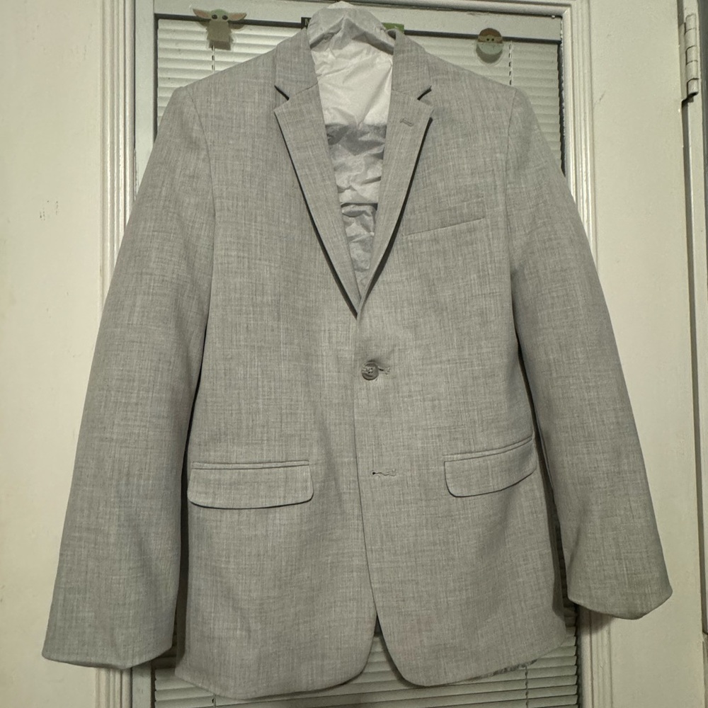 Boys Nautica grey suit size 18